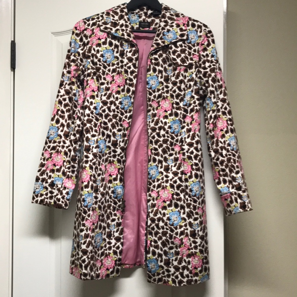 Trench coat - Picture 1 of 3